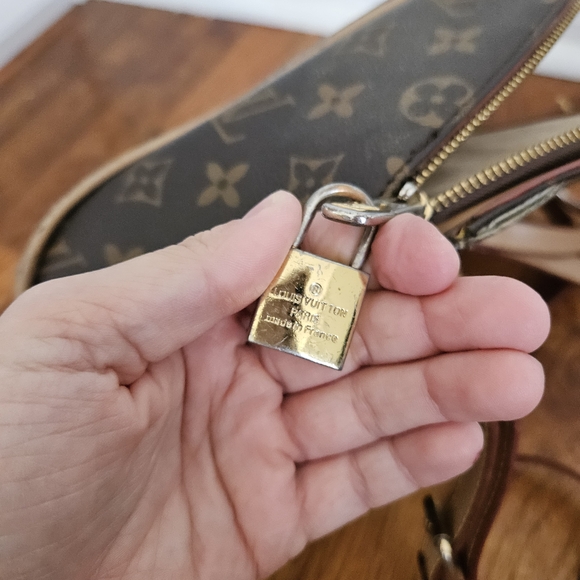 Brown Monogram Backpack - Picture 4 of 4